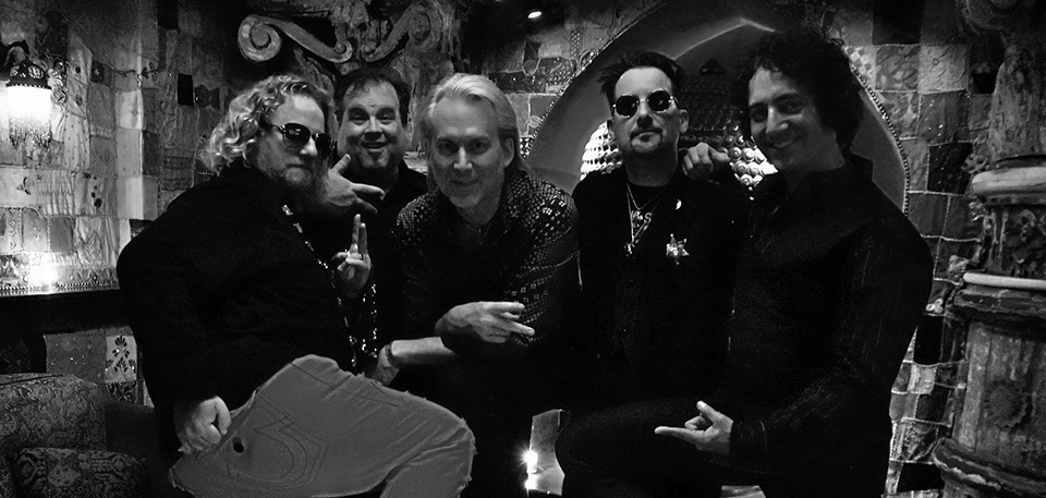 Slideshow of ESCAPE band photos